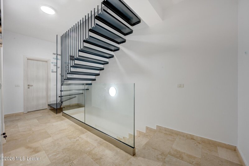 Vila Pipera in proximitate Porsche Nord- Campul Pipera - Pipera pod