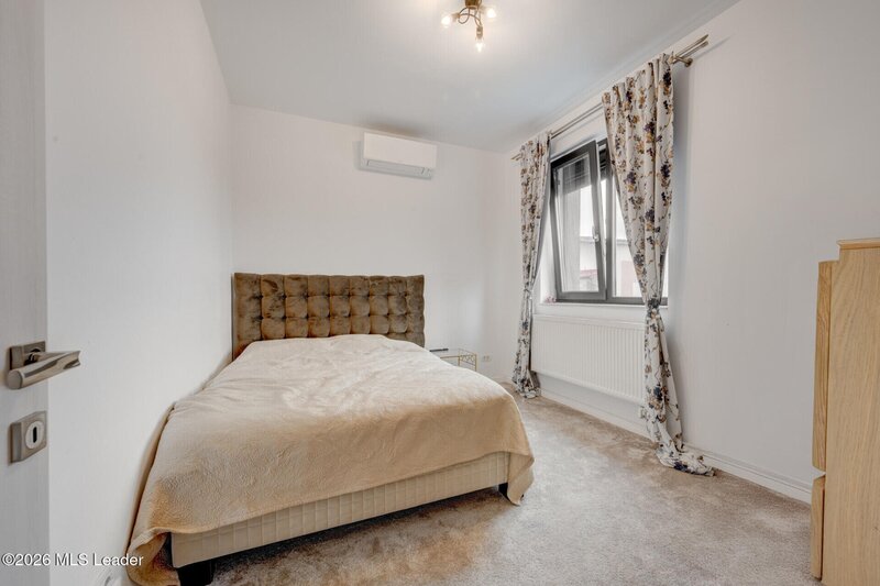 Vila Pipera in proximitate Porsche Nord- Campul Pipera - Pipera pod